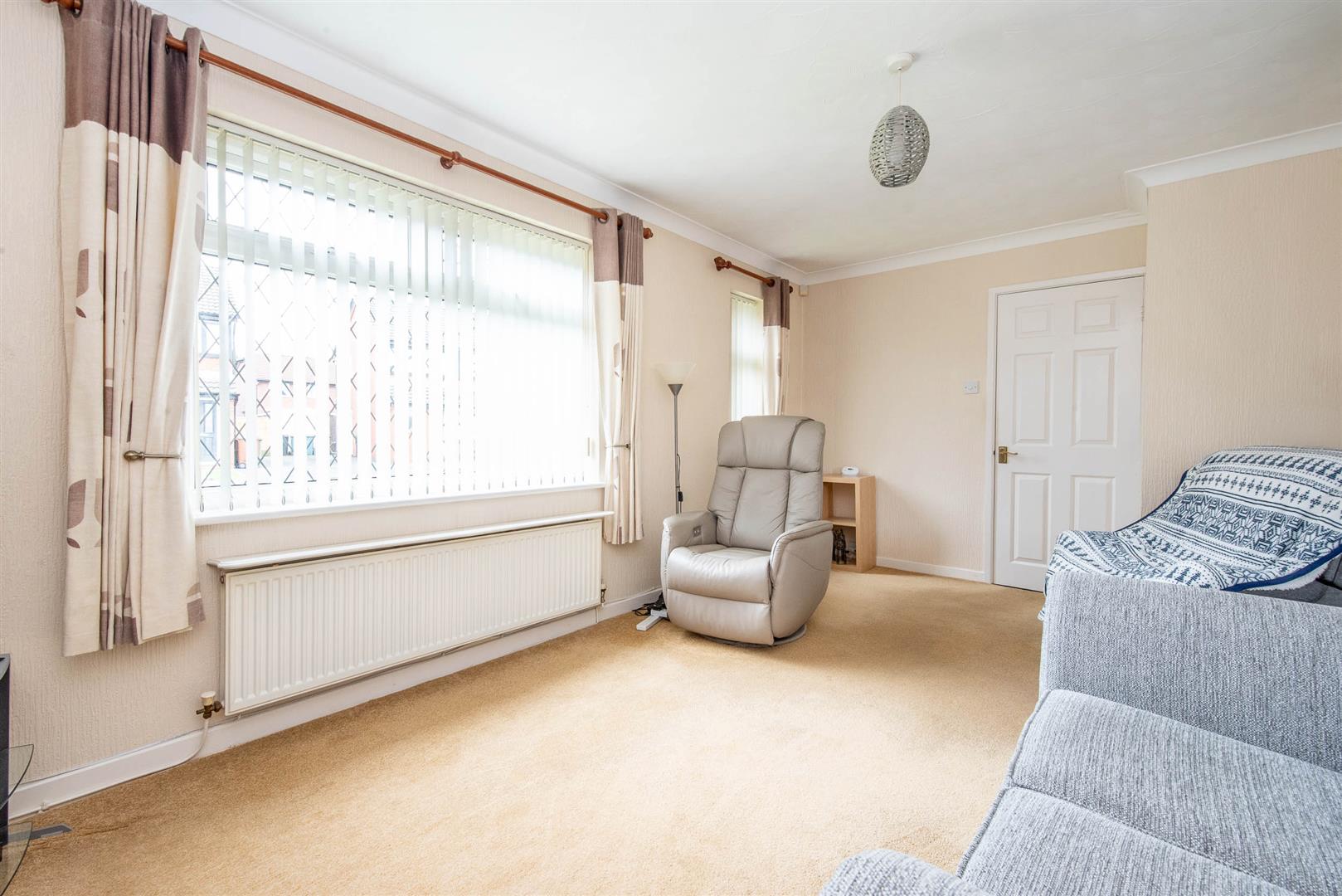 2 bed property in The Campions, Preston